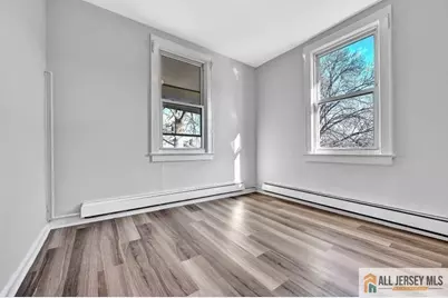 2 Columbus Place #APT 2, Bound Brook, NJ 08805 - Photo 2