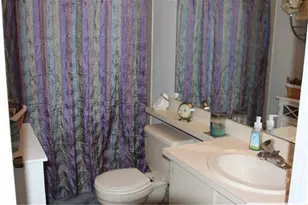 388 Lancaster Ct, Piscataway Township, NJ 08854 - Photo 6