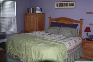 388 Lancaster Ct, Piscataway Township, NJ 08854 - Photo 4