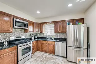 54 Davids Ct, South Brunswick Township, NJ 08810 - Photo 10