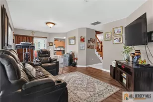 1109 Morning Glory Dr, Monroe Township, NJ 08831 - Photo 10