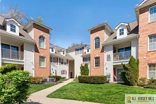 1109 Morning Glory Dr, Monroe Township, NJ 08831 - Photo 2