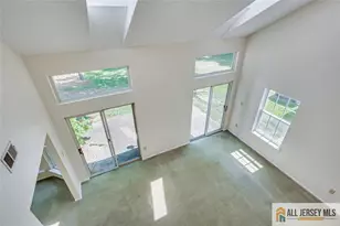 33 Tall Oaks Ct, Old Bridge Township, NJ 08857 - Photo 10