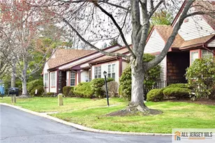 157 Concordia Cir, Monroe Township, NJ 08831 - Photo 2