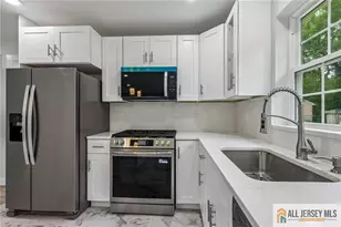 101 St Stephens Ave, Woodbridge Township, NJ 08832 - Photo 8