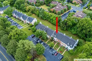 19 Folkstone Ct, North Brunswick Township, NJ 08902 - Photo 20