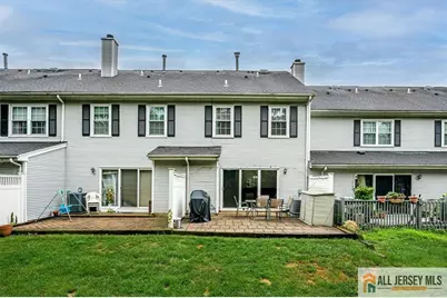 19 Folkstone Court, North Brunswick Township, NJ 08902 - Photo 18