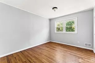 14 Mayling Ct, Edison, NJ 08837 - Photo 32