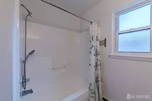 72 Fox Rd, Edison, NJ 08817 - Photo 18