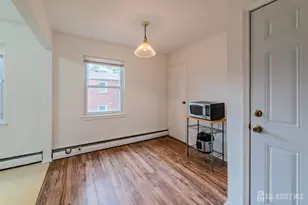 72 Fox Rd, Edison, NJ 08817 - Photo 8