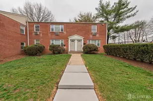 72 Fox Rd, Edison, NJ 08817 - Photo 2