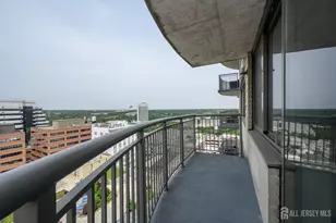 1 Spring St, New Brunswick, NJ 08901 - Photo 16