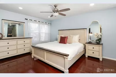 604 Creststone Circle, South Brunswick Township, NJ 08540 - Photo 12