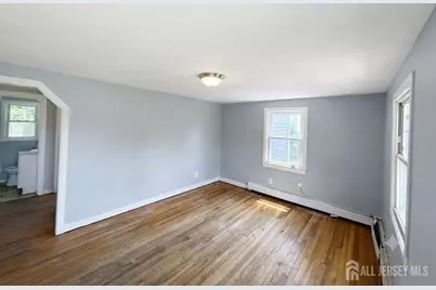 65 Lehigh Avenue, Piscataway Township, NJ 08854 - Photo 4