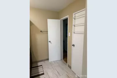 652 Holly Lane, North Brunswick Township, NJ 08902 - Photo 36