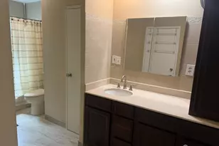 652 Holly Ln, North Brunswick Township, NJ 08902 - Photo 38