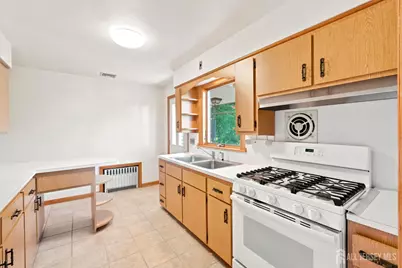3 Dix Street, New Brunswick, NJ 08901 - Photo 16
