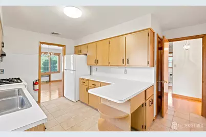 3 Dix Street, New Brunswick, NJ 08901 - Photo 12
