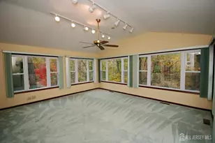 6 Heather Ln, Middlesex, NJ 08846 - Photo 10