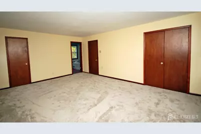 6 Heather Lane, Middlesex, NJ 08846 - Photo 16