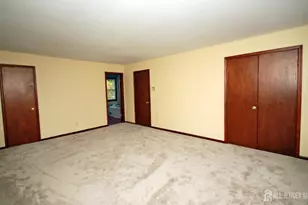6 Heather Ln, Middlesex, NJ 08846 - Photo 16