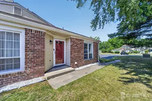 320 Knight Ct, Old Bridge Township, NJ 08857 - Photo 20