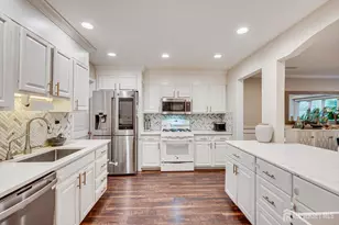 162 Coppertree Ct, Edison, NJ 08820 - Photo 8