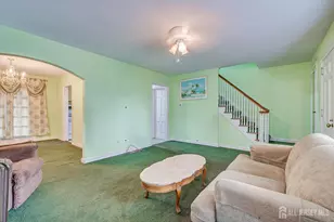 289 Hazel Pl, Union Township, NJ 07083 - Photo 6