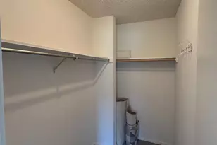 278 Crosse Dr, Monroe Township, NJ 08831 - Photo 12