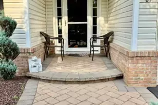 61 Diamond Spring Dr, Monroe Township, NJ 08831 - Photo 4