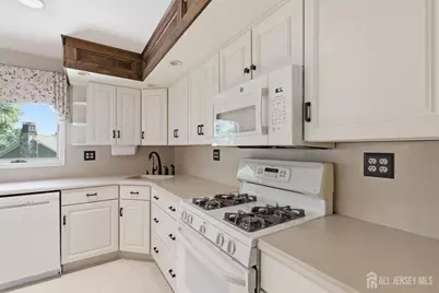 1453 Tooz Place, South Plainfield, NJ 07080 - Photo 8