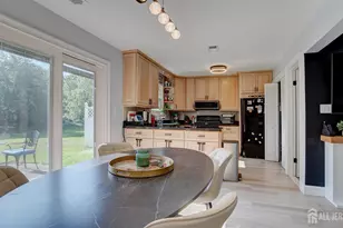 62 Jefferson Dr, Spotswood, NJ 08884 - Photo 14