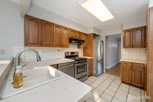 1124 Hanover St, Piscataway Township, NJ 08854 - Photo 10