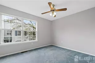 32 Cabot Way, Franklin Township, NJ 08823 - Photo 12