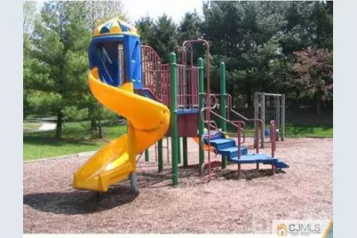 28 Pembrook Avenue, North Brunswick Township, NJ 08902 - Photo 10