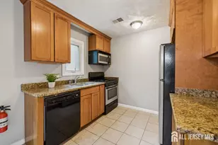 92 Paul Robeson Blvd, New Brunswick, NJ 08901 - Photo 6