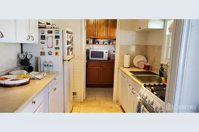 45 W Iselin Parkway W, Iselin, NJ 08830 - Photo 26