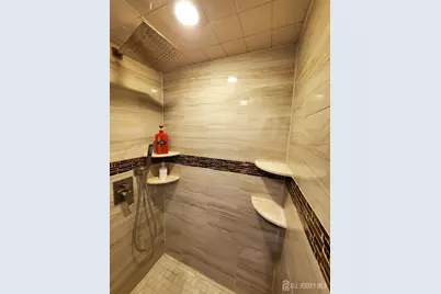 45 W Iselin Parkway W, Iselin, NJ 08830 - Photo 20