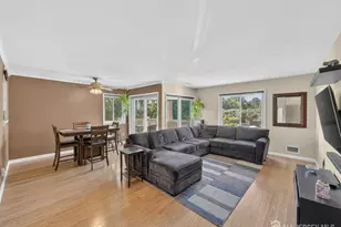 55 Marina Vw Dr, Sewaren, NJ 07077 - Photo 2