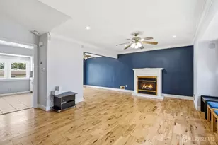 264 E George Pl E, Iselin, NJ 08830 - Photo 4