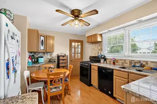 23 Monroe Ave, Carteret, NJ 07008 - Photo 4