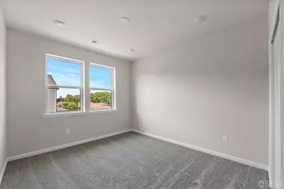 206 Lyla Lane, Middlesex, NJ 08091 - Photo 12