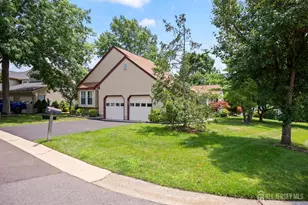 2 Winslow Rd, Monroe Township, NJ 08831 - Photo 4