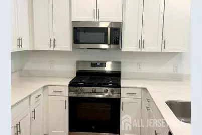 29104 Radford Court, Monroe Township, NJ 08831 - Photo 6