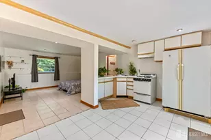 5 Yale Ct, East Brunswick Township, NJ 08816 - Photo 24