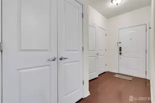 731 Strassle Wy, South Plainfield, NJ 07080 - Photo 2