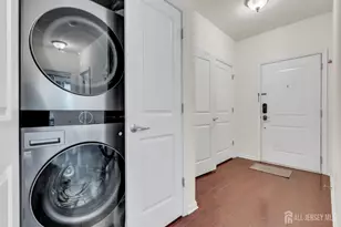 731 Strassle Wy, South Plainfield, NJ 07080 - Photo 14