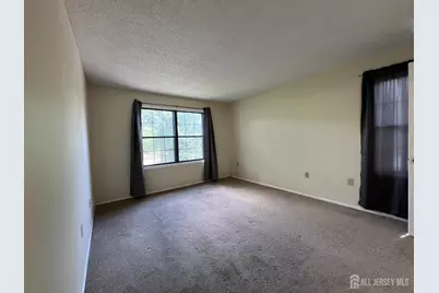 72 Joyner Court, Lawrence Township, NJ 08648 - Photo 4