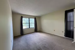 72 Joyner Ct, Lawrence Township, NJ 08648 - Photo 4