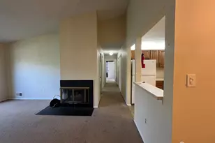 72 Joyner Ct, Lawrence Township, NJ 08648 - Photo 2